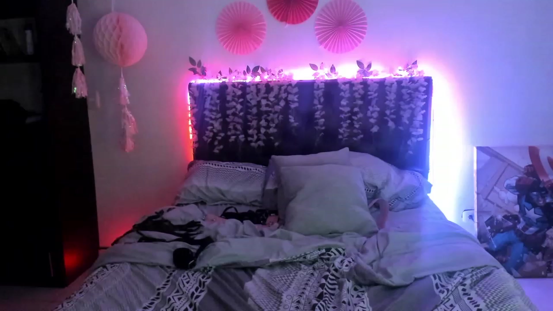 Gallery image thumbnail from sofi_garcia_'s myfreecams stream on, 01/28/2024, 07:08 image 18 of 20