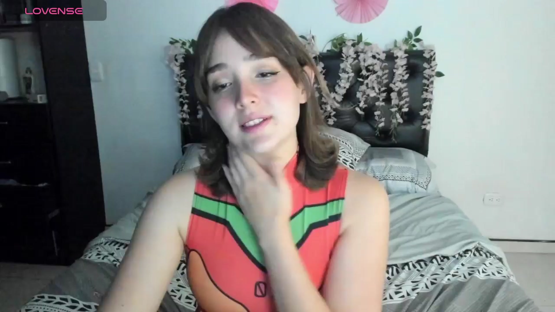 Gallery image thumbnail from sofi_garcia_'s myfreecams stream on, 04/13/2024, 05:00 image 9 of 20