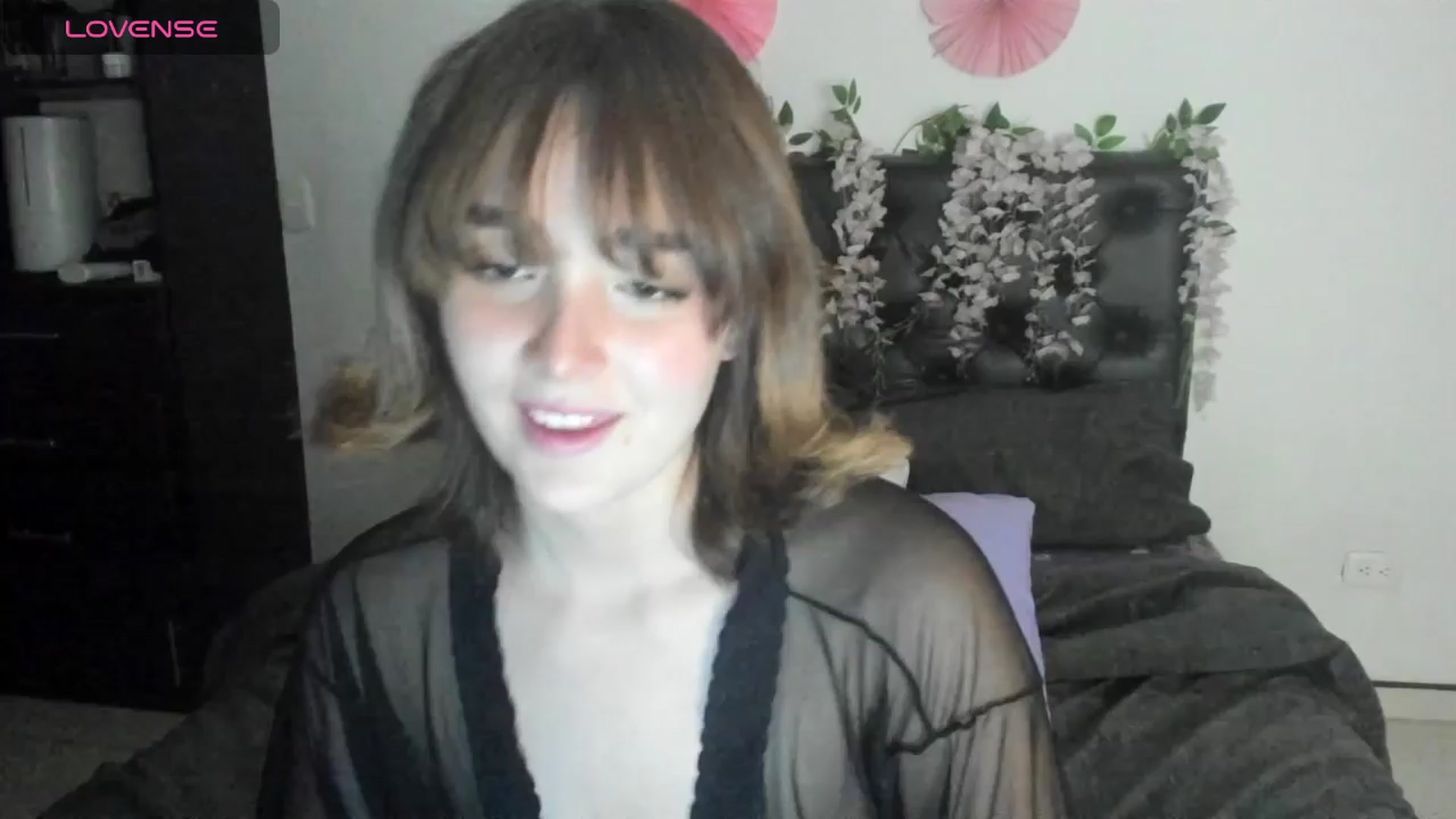 Gallery image thumbnail from sofi_garcia_'s myfreecams stream on, 04/14/2024, 05:09 image 18 of 20