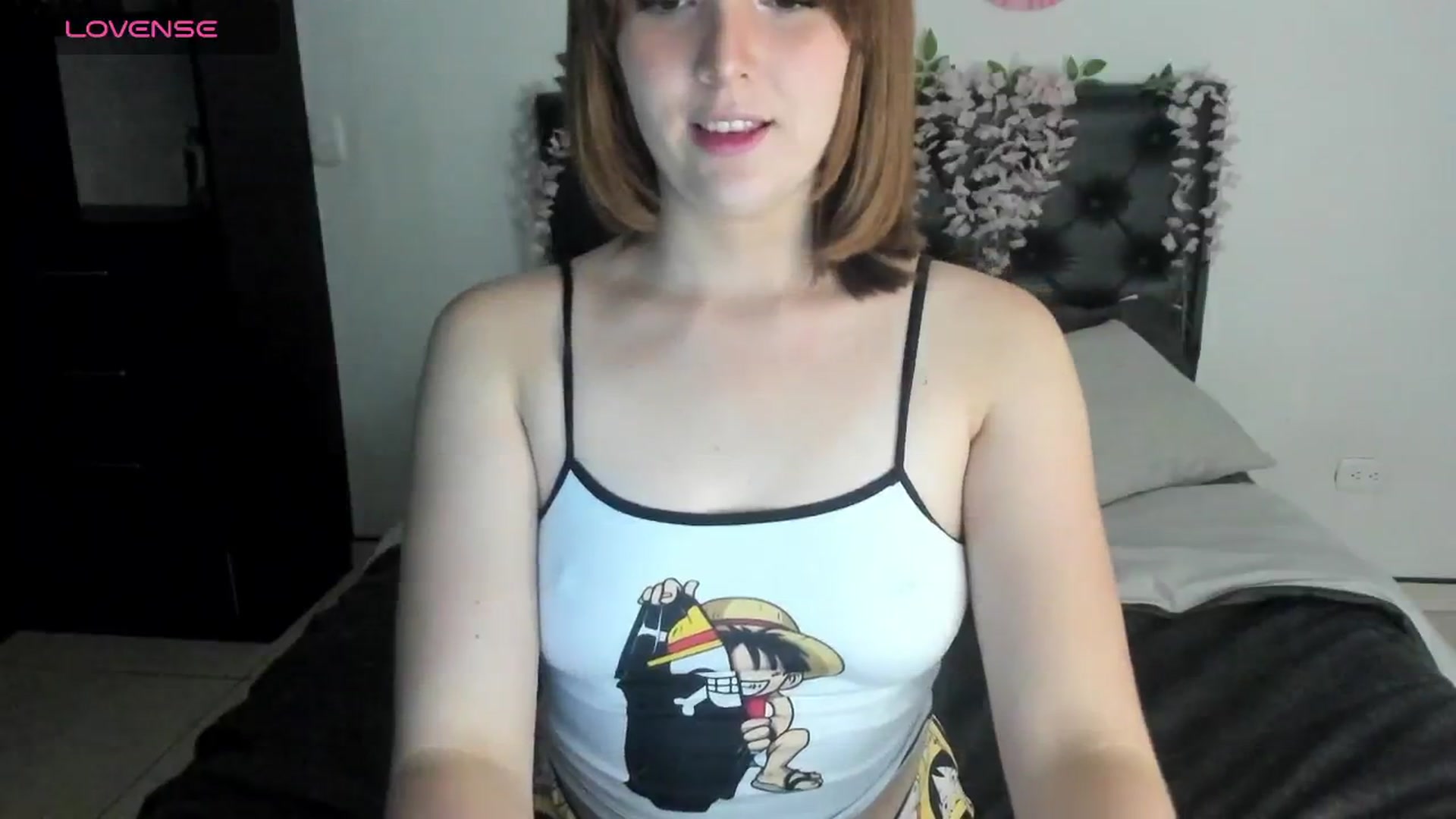 Gallery image thumbnail from sofi_garcia_'s myfreecams stream on, 04/21/2024, 05:19 image 17 of 20
