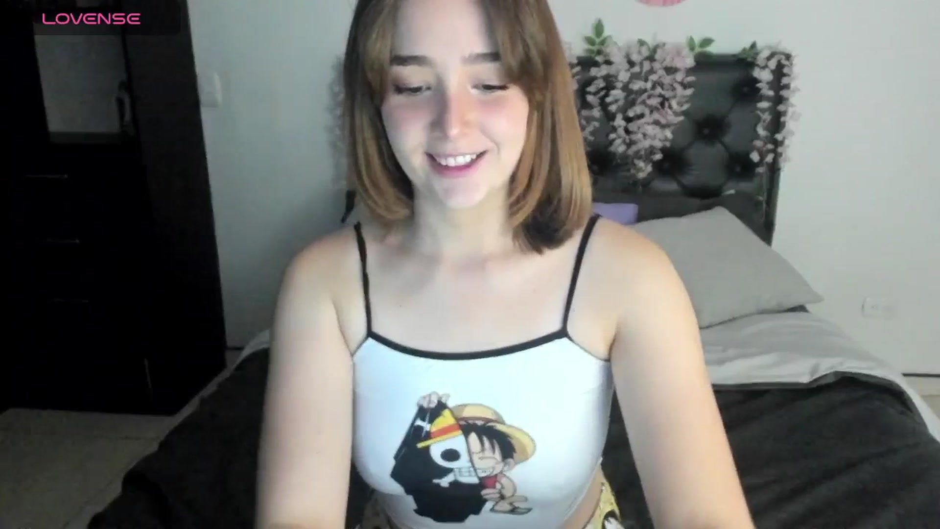 Gallery image thumbnail from sofi_garcia_'s myfreecams stream on, 04/21/2024, 05:19 image 7 of 20