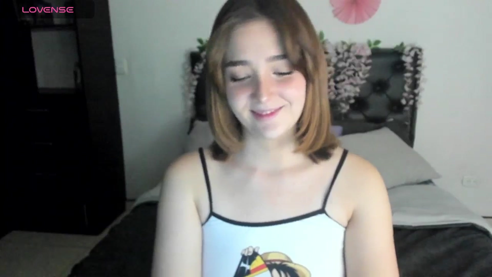 Gallery image thumbnail from sofi_garcia_'s myfreecams stream on, 04/21/2024, 05:44 image 11 of 20