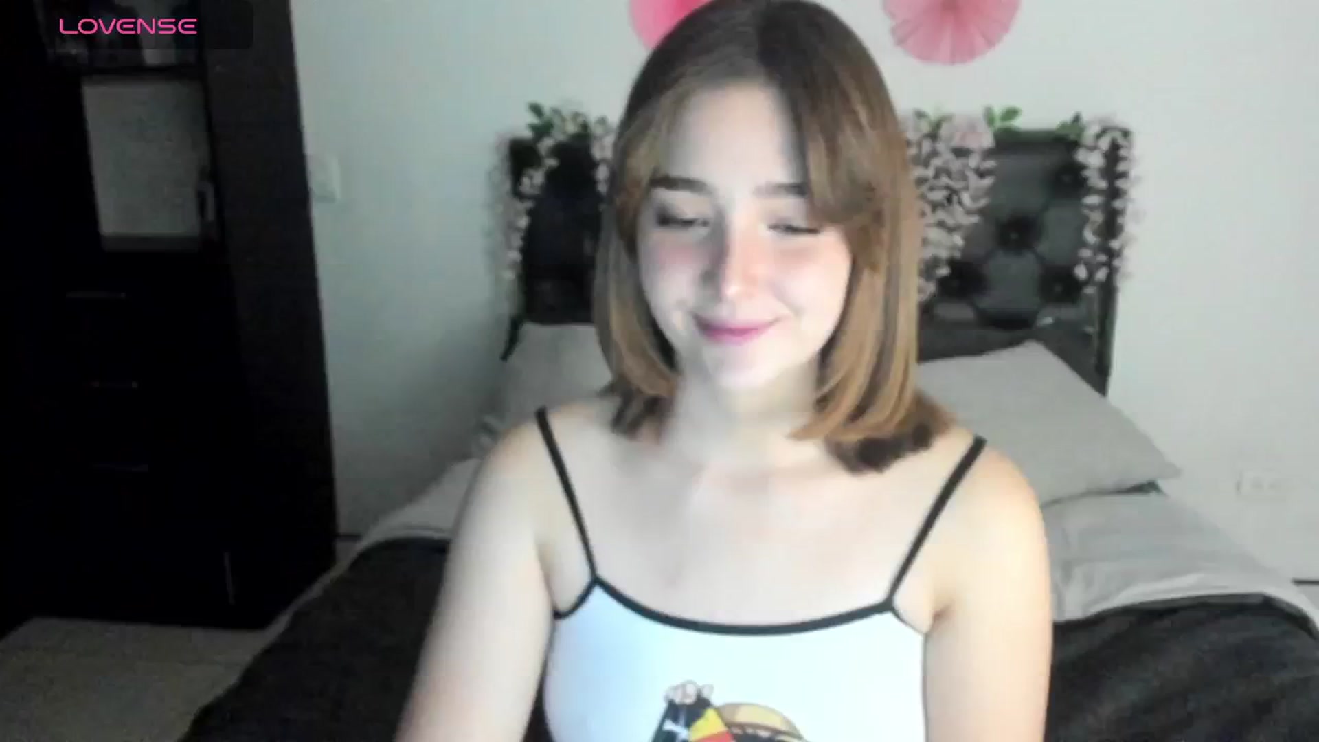 Gallery image thumbnail from sofi_garcia_'s myfreecams stream on, 04/21/2024, 05:44 image 1 of 20