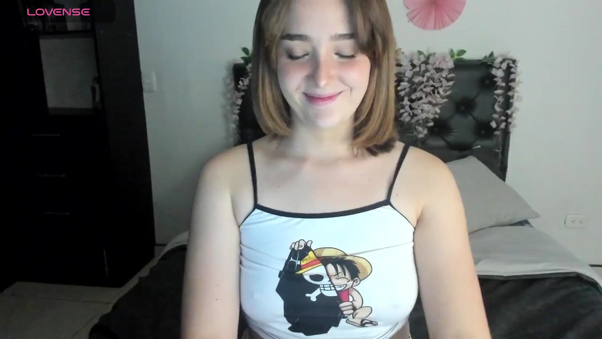 Gallery image thumbnail from sofi_garcia_'s myfreecams stream on, 04/21/2024, 05:44 image 16 of 20
