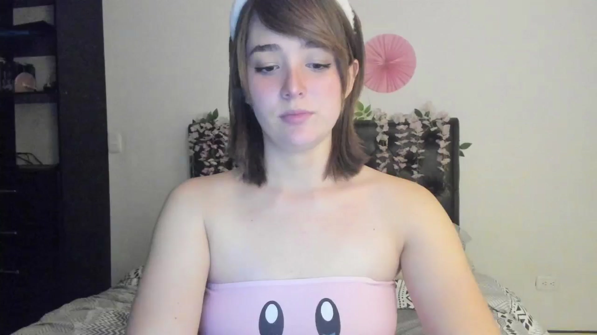 Gallery image thumbnail from sofi_garcia_'s myfreecams stream on, 05/10/2024, 05:13 image 9 of 20