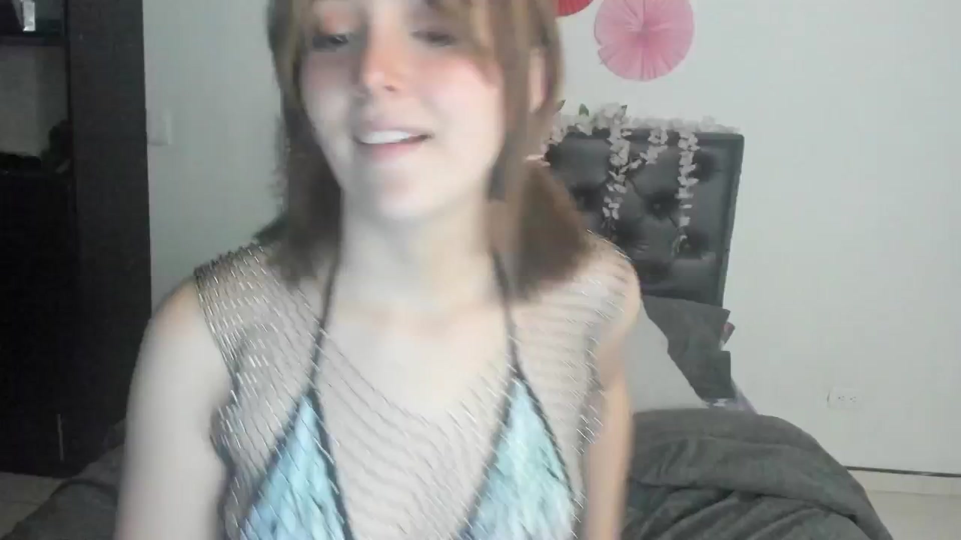Gallery image thumbnail from sofi_garcia_'s myfreecams stream on, 05/26/2024, 06:53 image 8 of 20