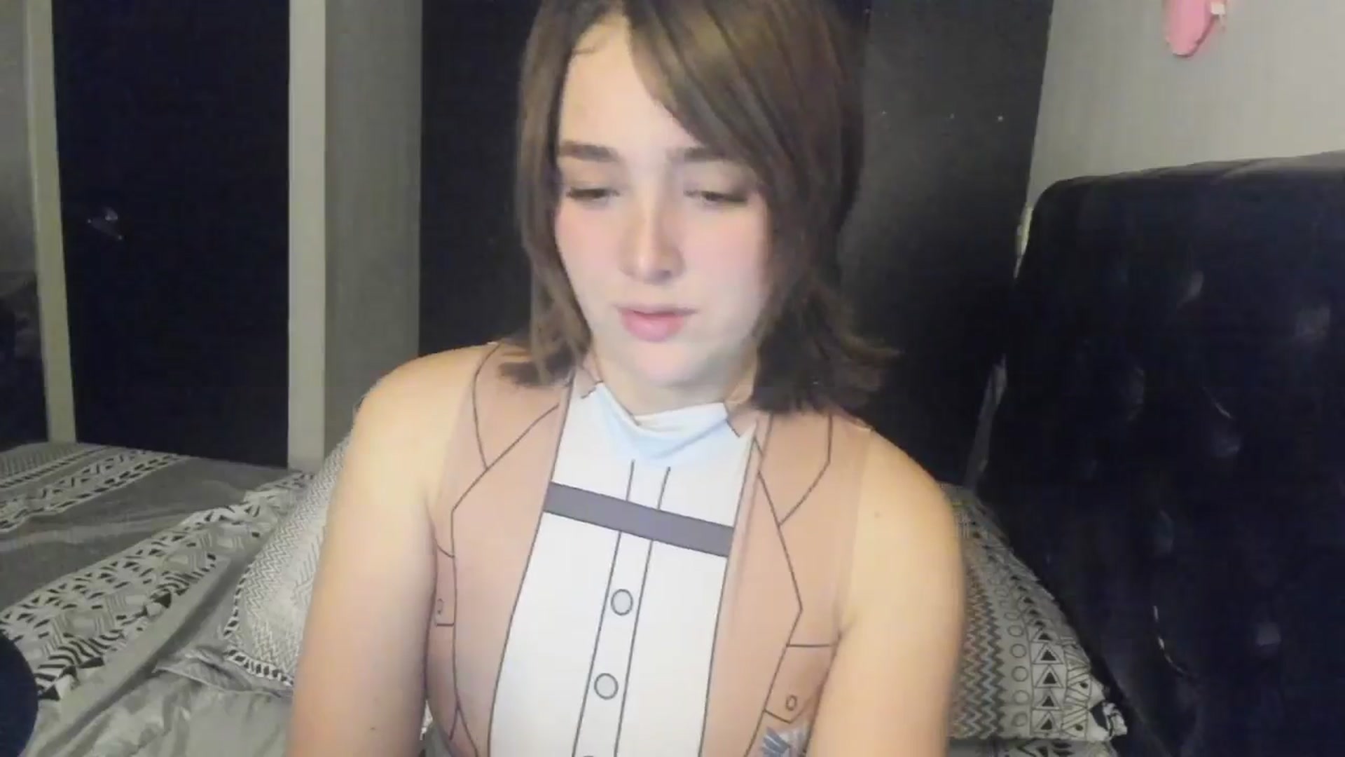 Gallery image thumbnail from sofi_garcia_'s myfreecams stream on, 05/31/2024, 05:43 image 11 of 20