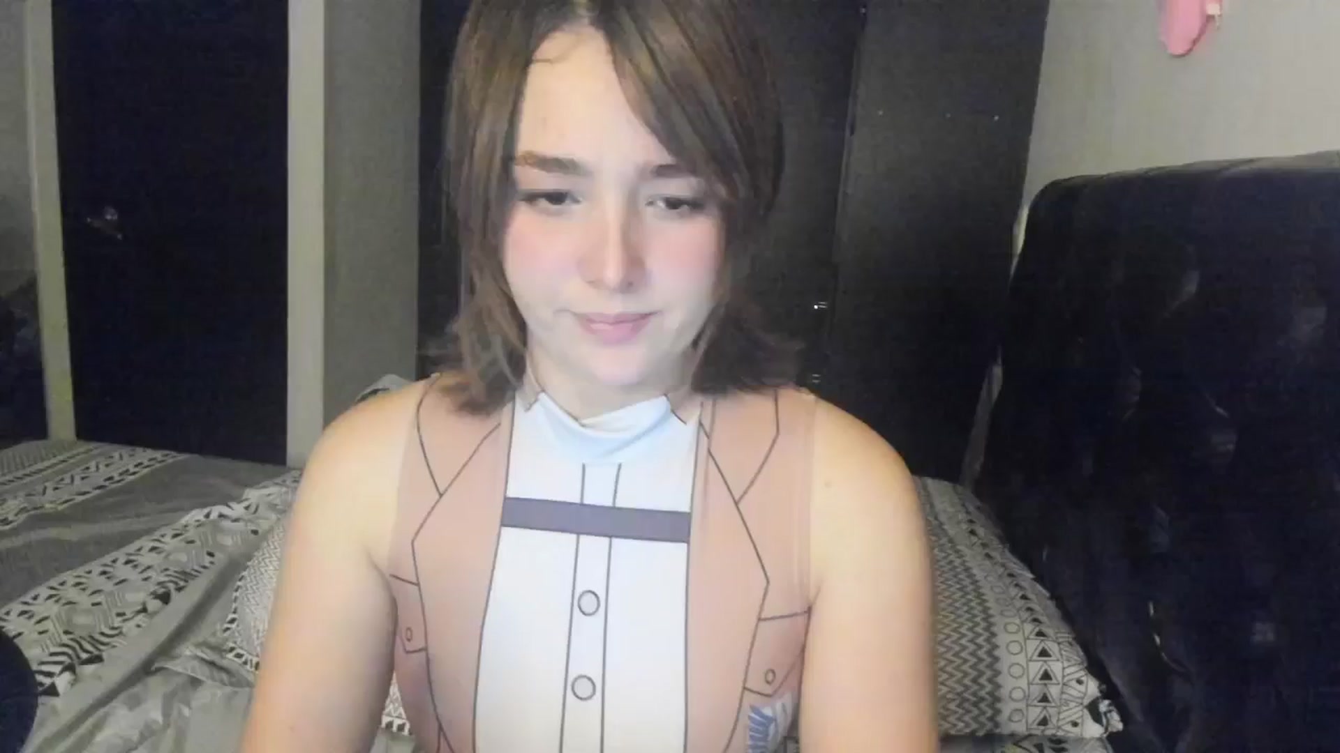 Gallery image thumbnail from sofi_garcia_'s myfreecams stream on, 05/31/2024, 05:43 image 13 of 20