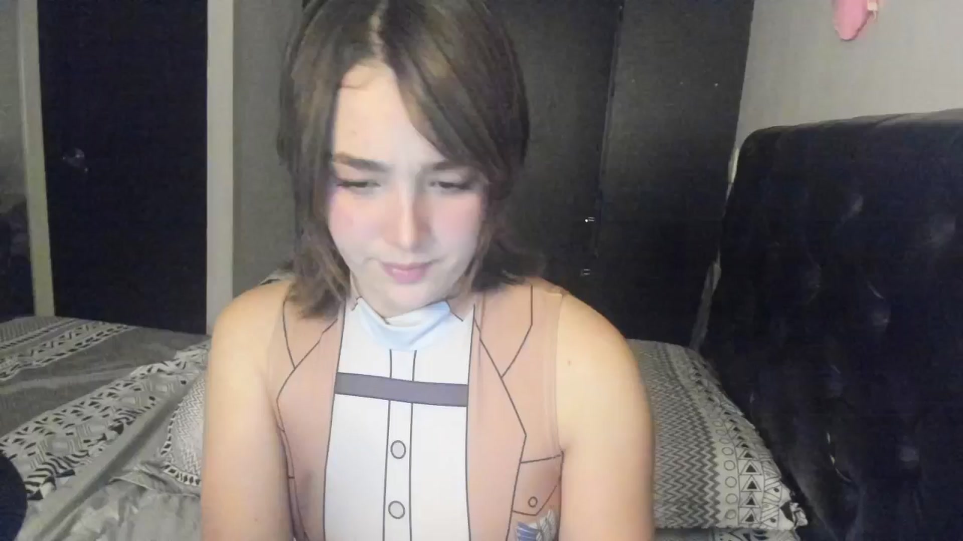 Gallery image thumbnail from sofi_garcia_'s myfreecams stream on, 05/31/2024, 05:43 image 10 of 20