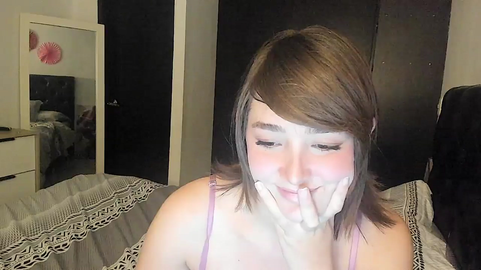 Gallery image thumbnail from sofi_garcia_'s myfreecams stream on, 06/02/2024, 05:48 image 6 of 20