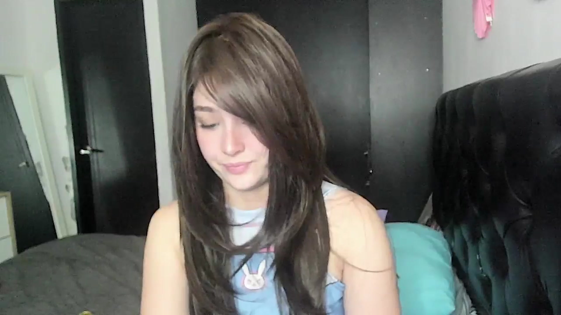 Gallery image thumbnail from sofi_garcia_'s myfreecams stream on, 06/13/2024, 03:45 image 5 of 20