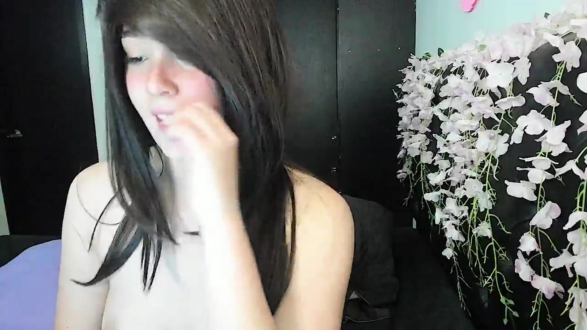 Gallery image thumbnail from sofi_garcia_'s myfreecams stream on, 06/14/2024, 06:05 image 20 of 20