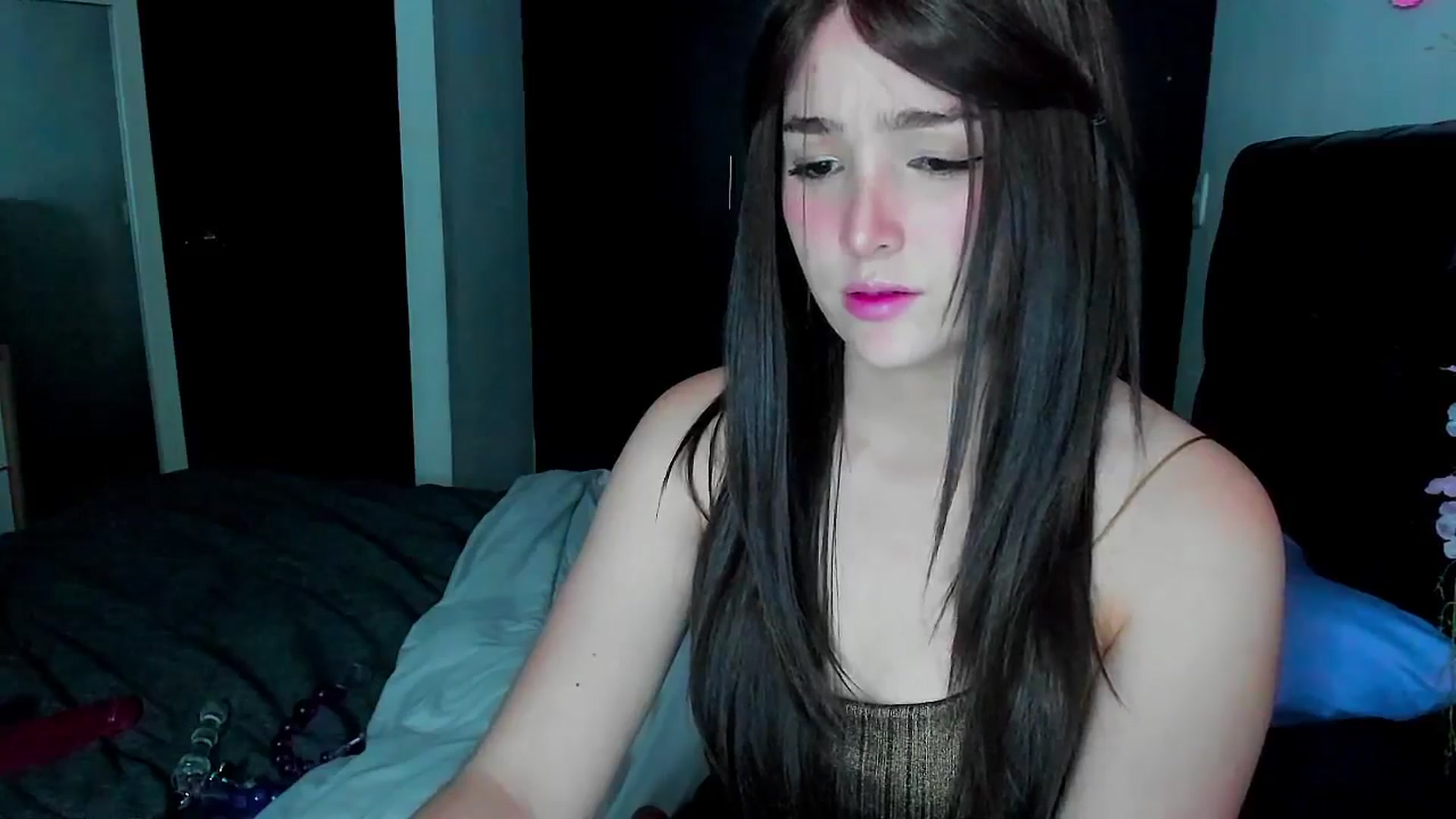 Gallery image thumbnail from sofi_garcia_'s myfreecams stream on, 06/23/2024, 05:12 image 13 of 20