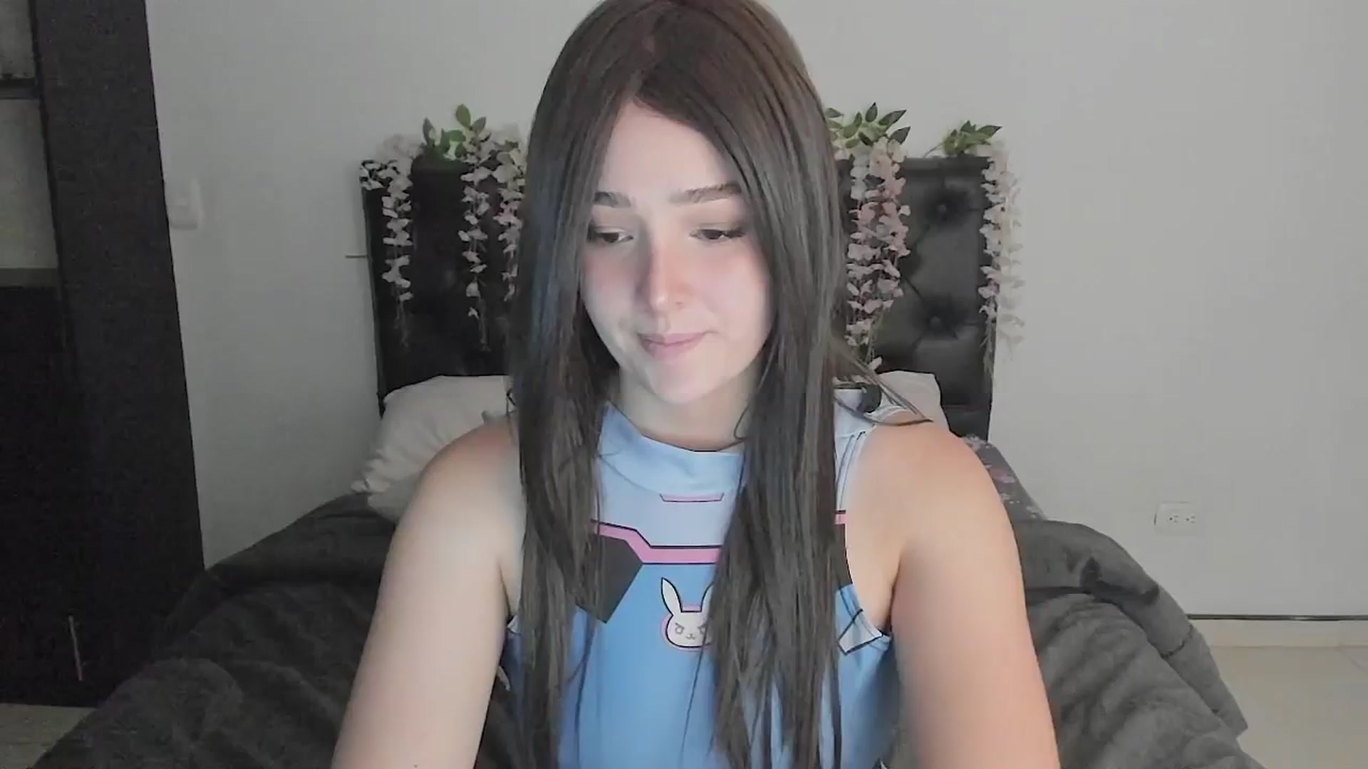 Gallery image thumbnail from sofi_garcia_'s myfreecams stream on, 07/19/2024, 05:43 image 4 of 20
