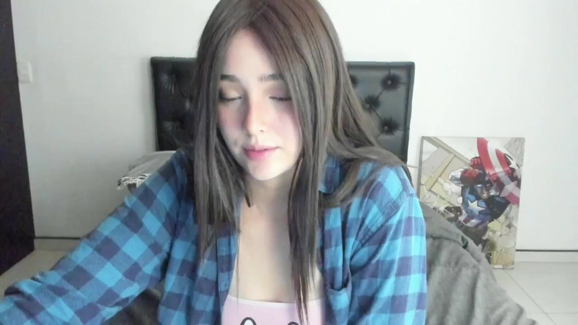 Gallery image thumbnail from sofi_garcia_'s myfreecams stream on, 08/16/2024, 03:57 image 4 of 20
