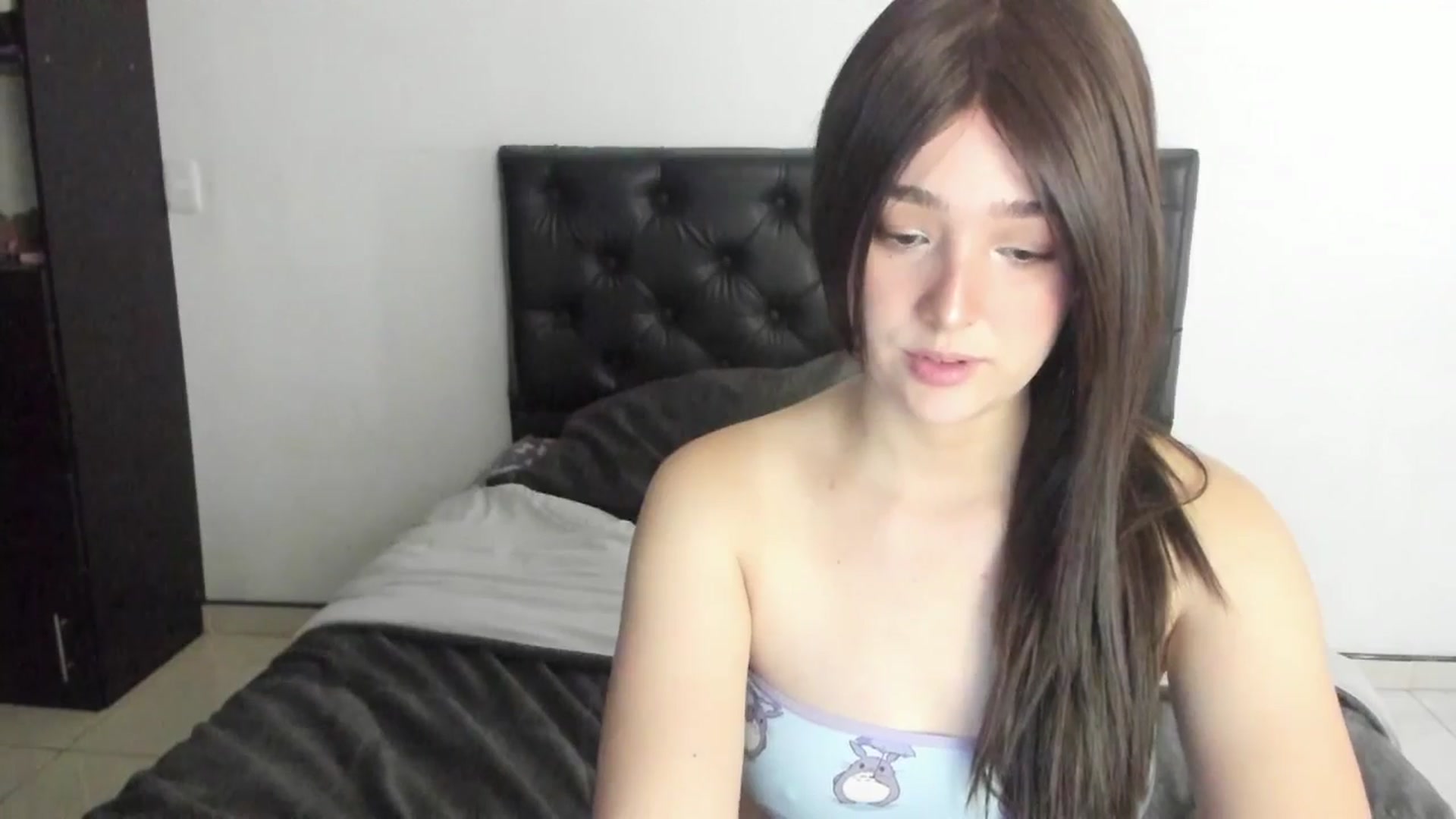 Gallery image thumbnail from sofi_garcia_'s myfreecams stream on, 09/14/2024, 15:31 image 15 of 20