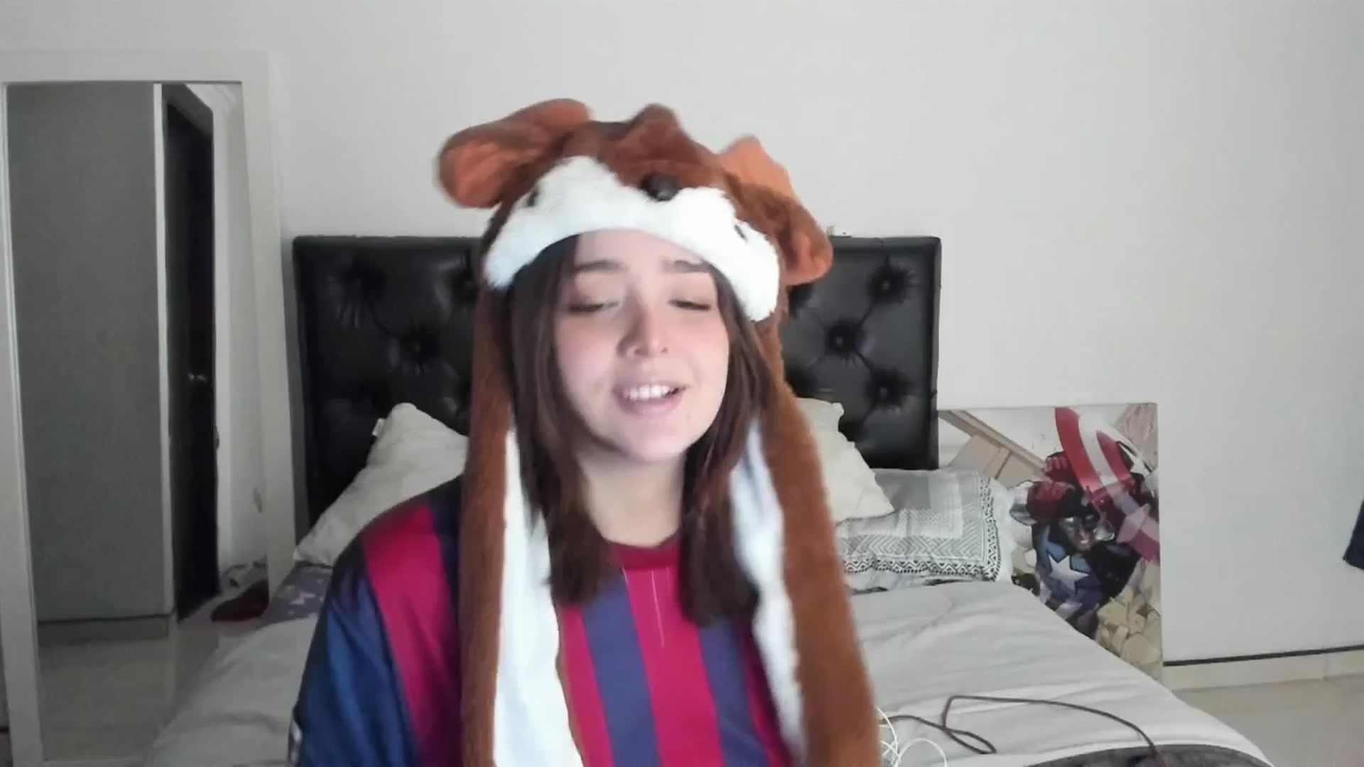 Gallery image thumbnail from sofi_garcia_'s myfreecams stream on, 12/26/2024, 07:37 image 1 of 20