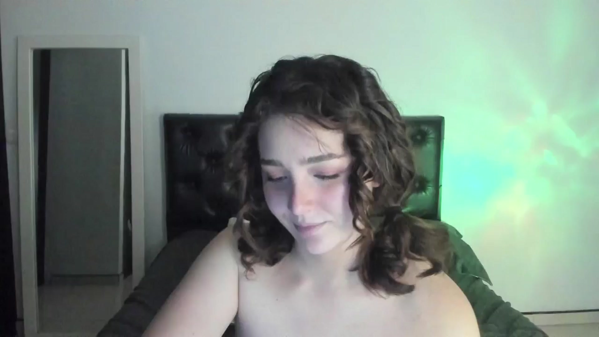Gallery image thumbnail from sofi_garcia_'s myfreecams stream on, 02/09/2025, 08:18 image 3 of 20