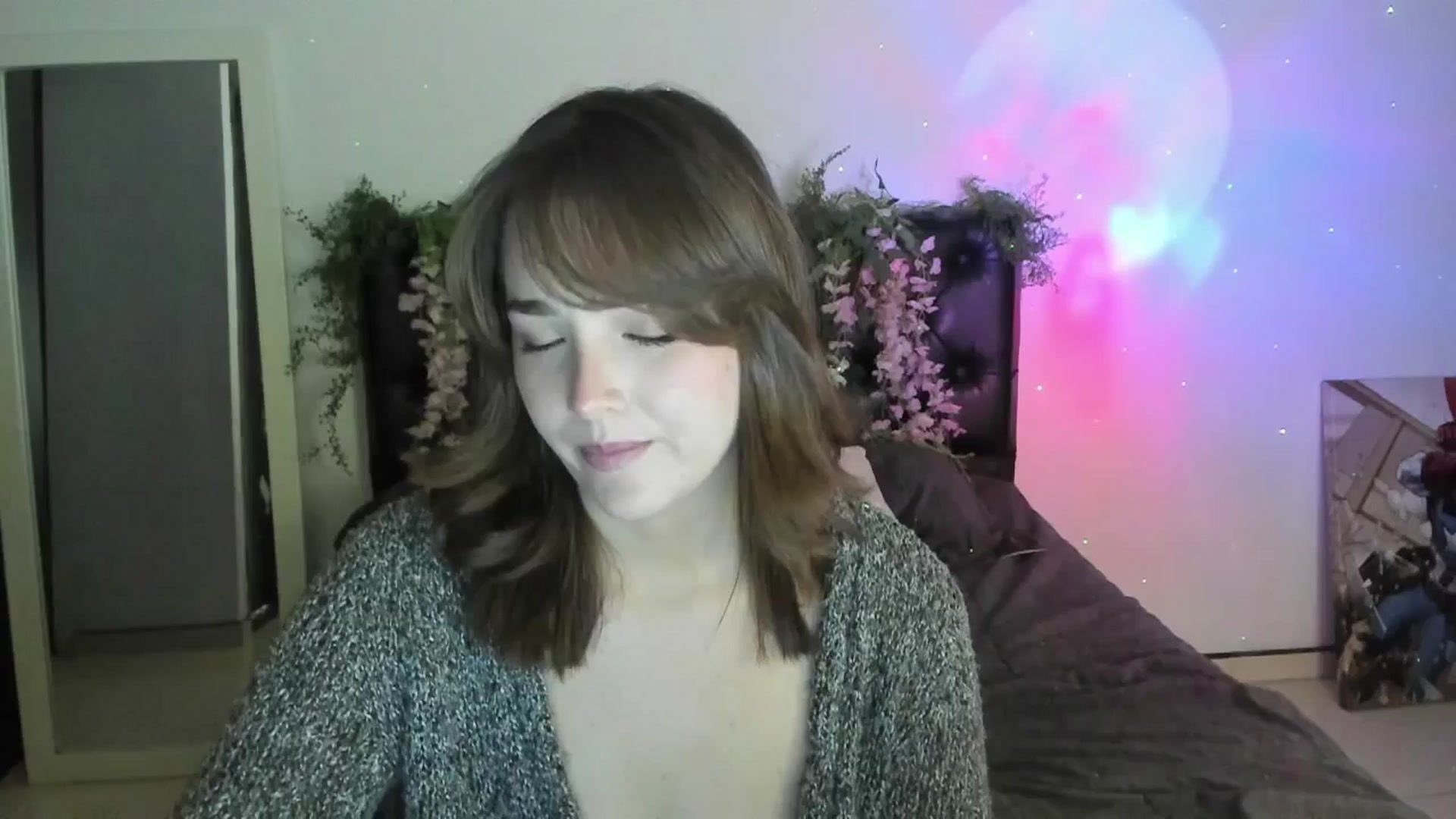 Gallery image thumbnail from sofi_garcia_'s myfreecams stream on, 02/27/2025, 05:44 image 4 of 20