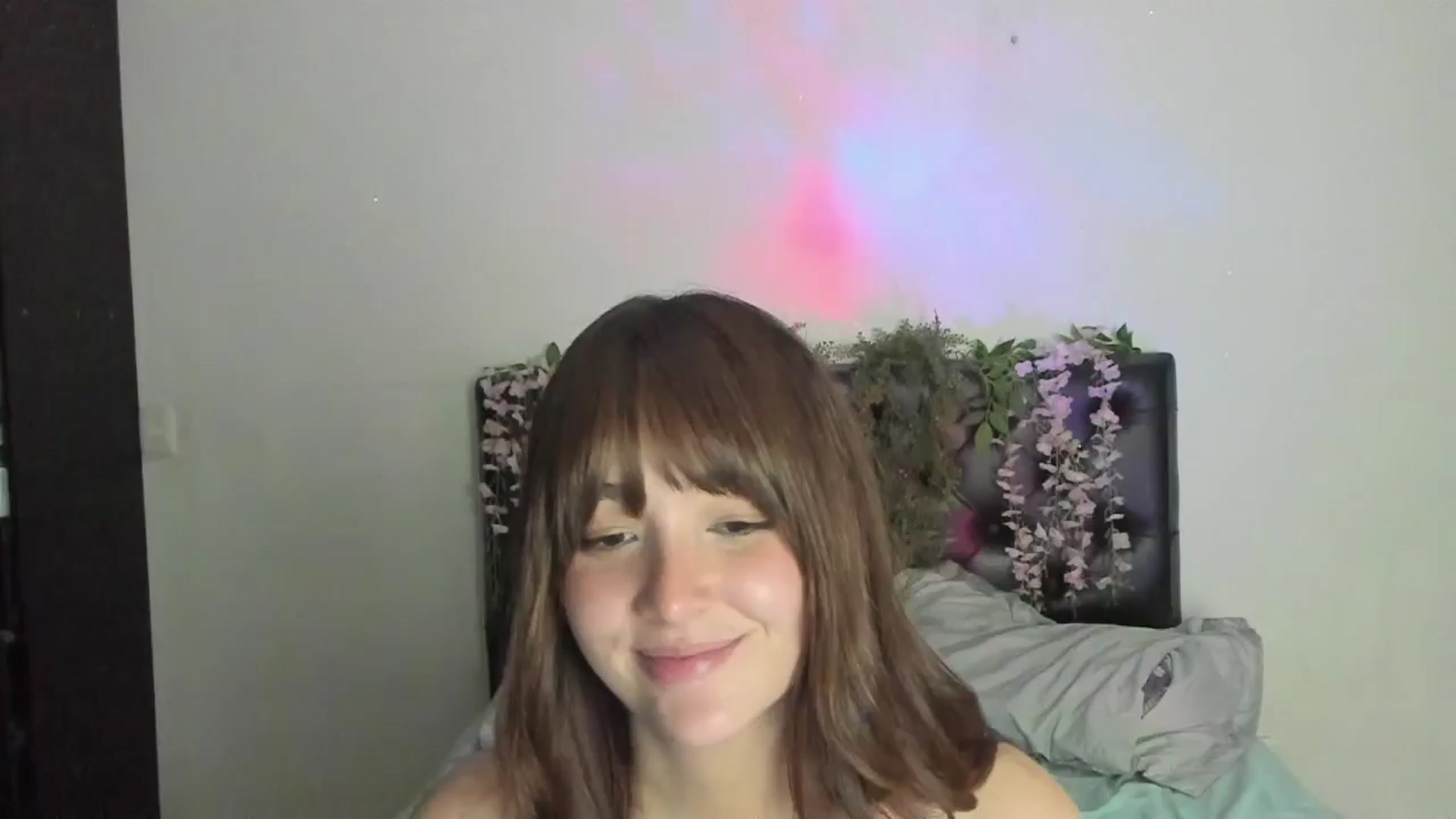 Gallery image thumbnail from sofi_garcia_'s myfreecams stream on, 05/30/2025, 08:38 image 3 of 20