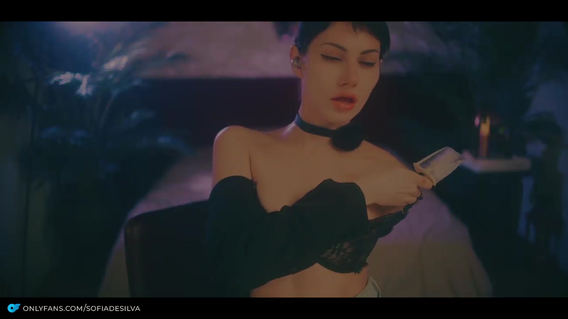 Gallery image thumbnail from sofiadesilva's myfreecams stream on, 05/15/2026, 07:14 image 17 of 20