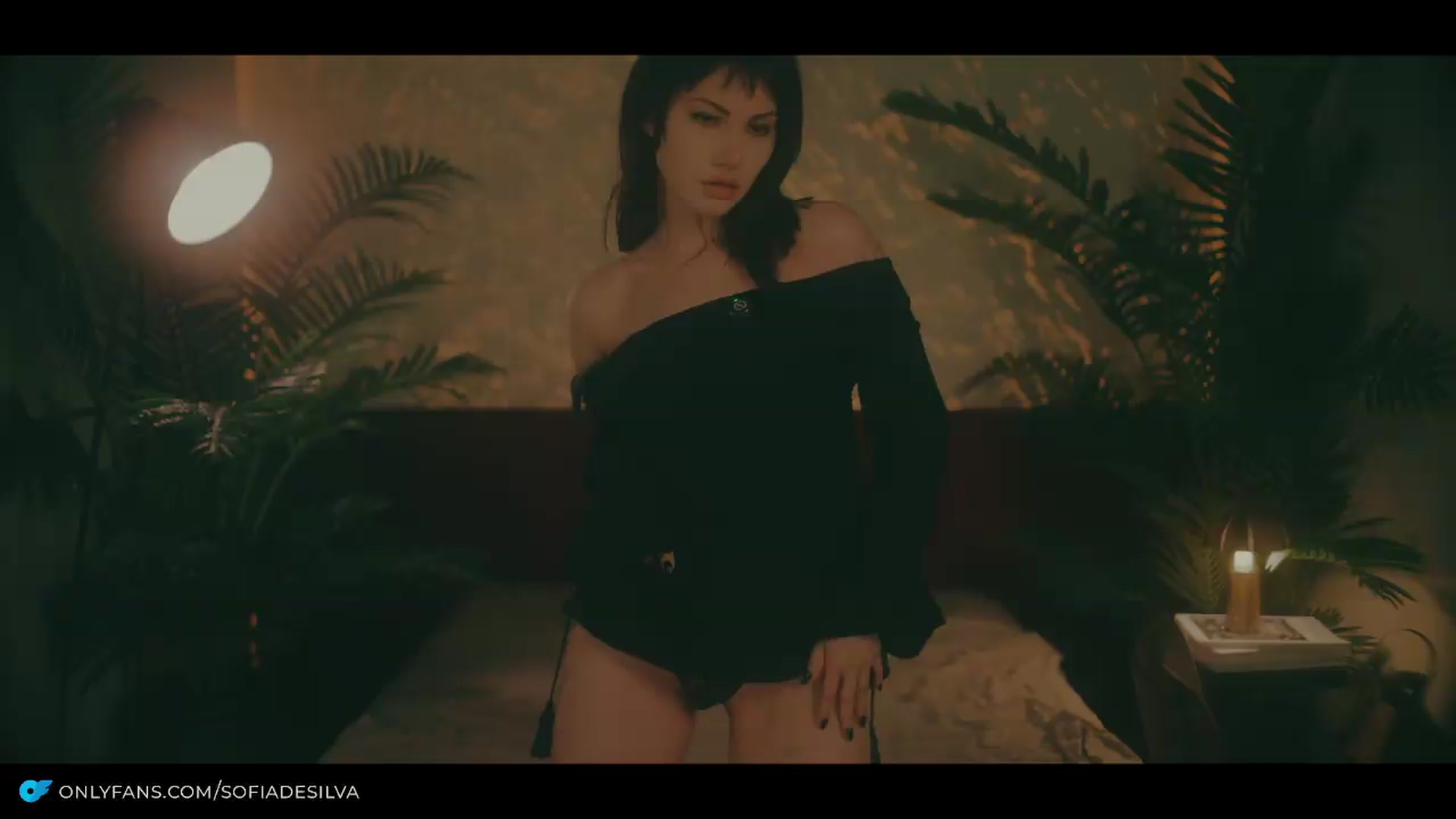 Gallery image thumbnail from sofiadesilva's myfreecams stream on, 05/18/2026, 06:21 image 14 of 20