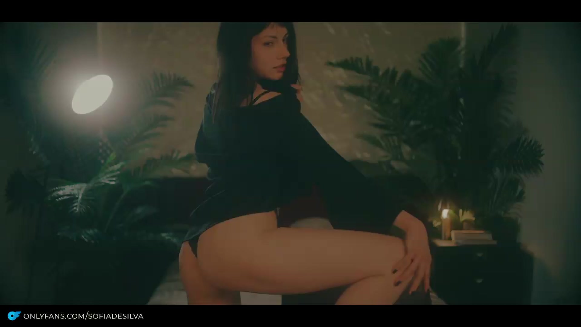 Gallery image thumbnail from sofiadesilva's myfreecams stream on, 05/21/2026, 07:37 image 10 of 20