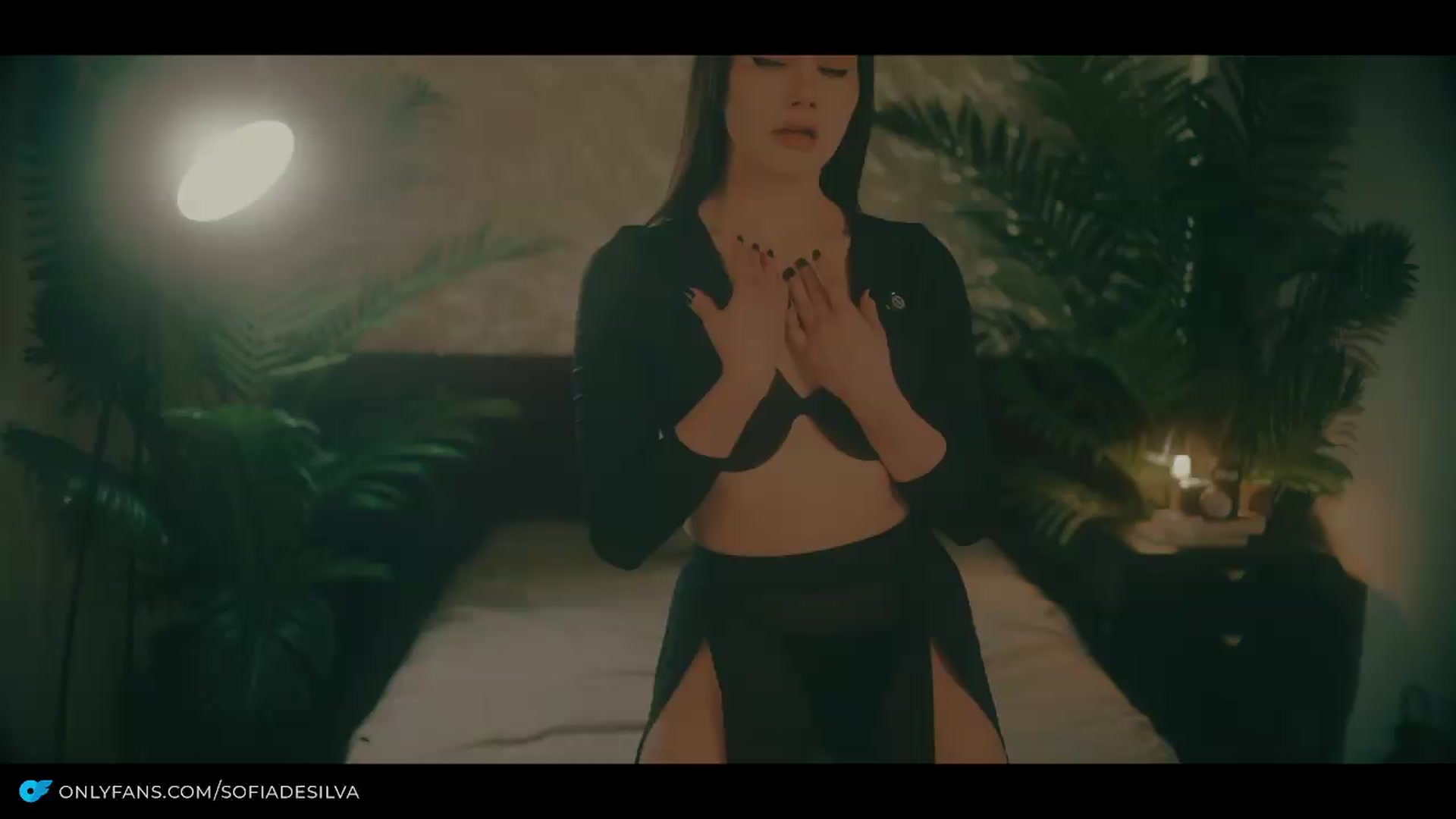 Gallery image thumbnail from sofiadesilva's myfreecams stream on, 05/28/2026, 06:24 image 4 of 20