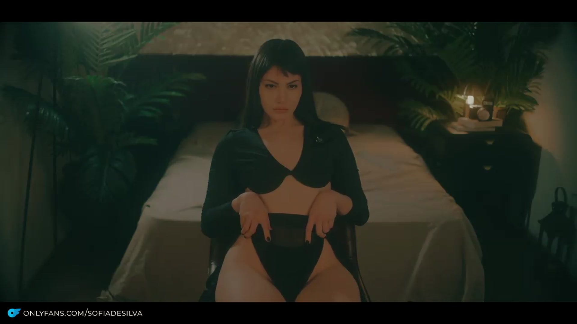 Gallery image thumbnail from sofiadesilva's myfreecams stream on, 05/28/2026, 06:24 image 17 of 20