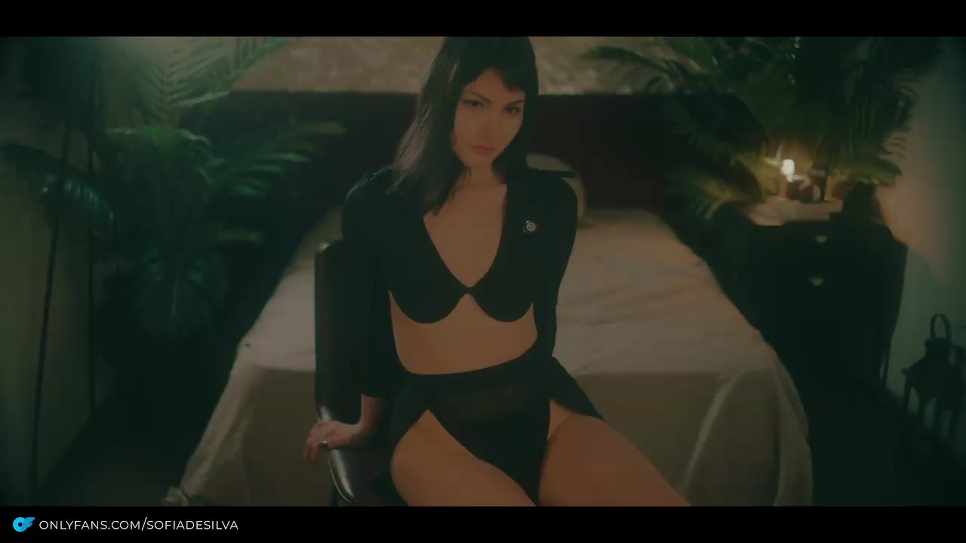 Gallery image thumbnail from sofiadesilva's myfreecams stream on, 05/28/2026, 06:24 image 10 of 20