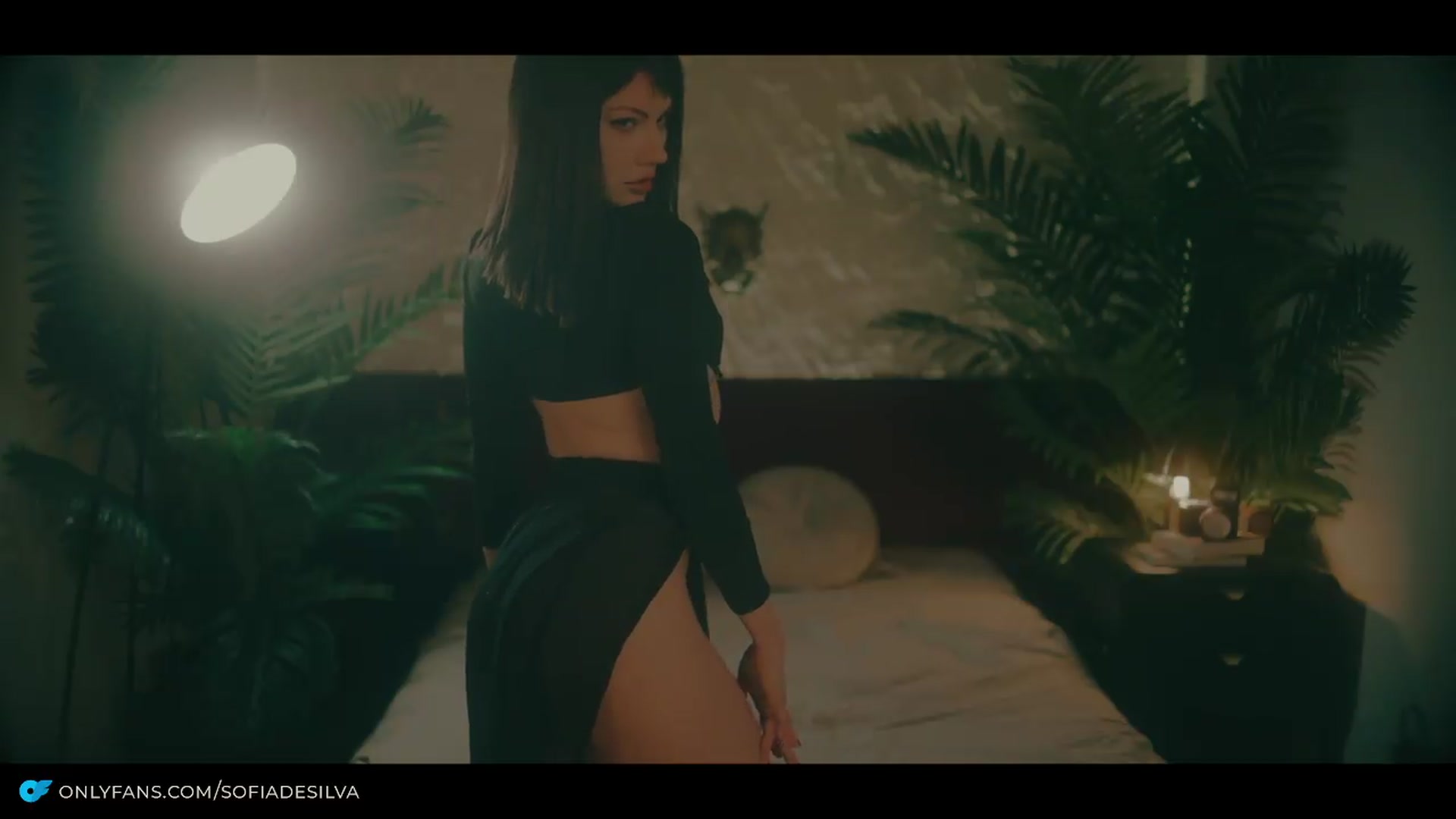 Gallery image thumbnail from sofiadesilva's myfreecams stream on, 05/28/2026, 06:58 image 7 of 20