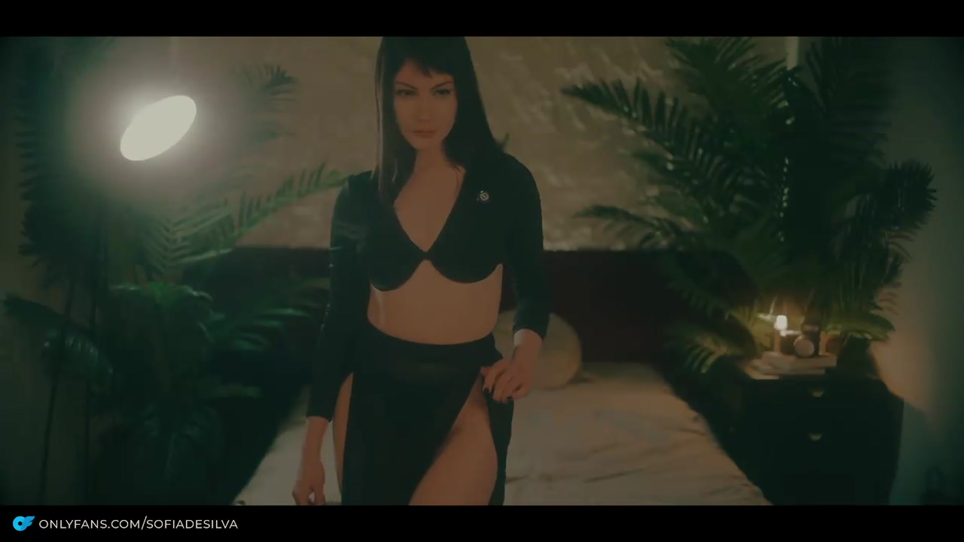 Gallery image thumbnail from sofiadesilva's myfreecams stream on, 05/28/2026, 06:58 image 9 of 20