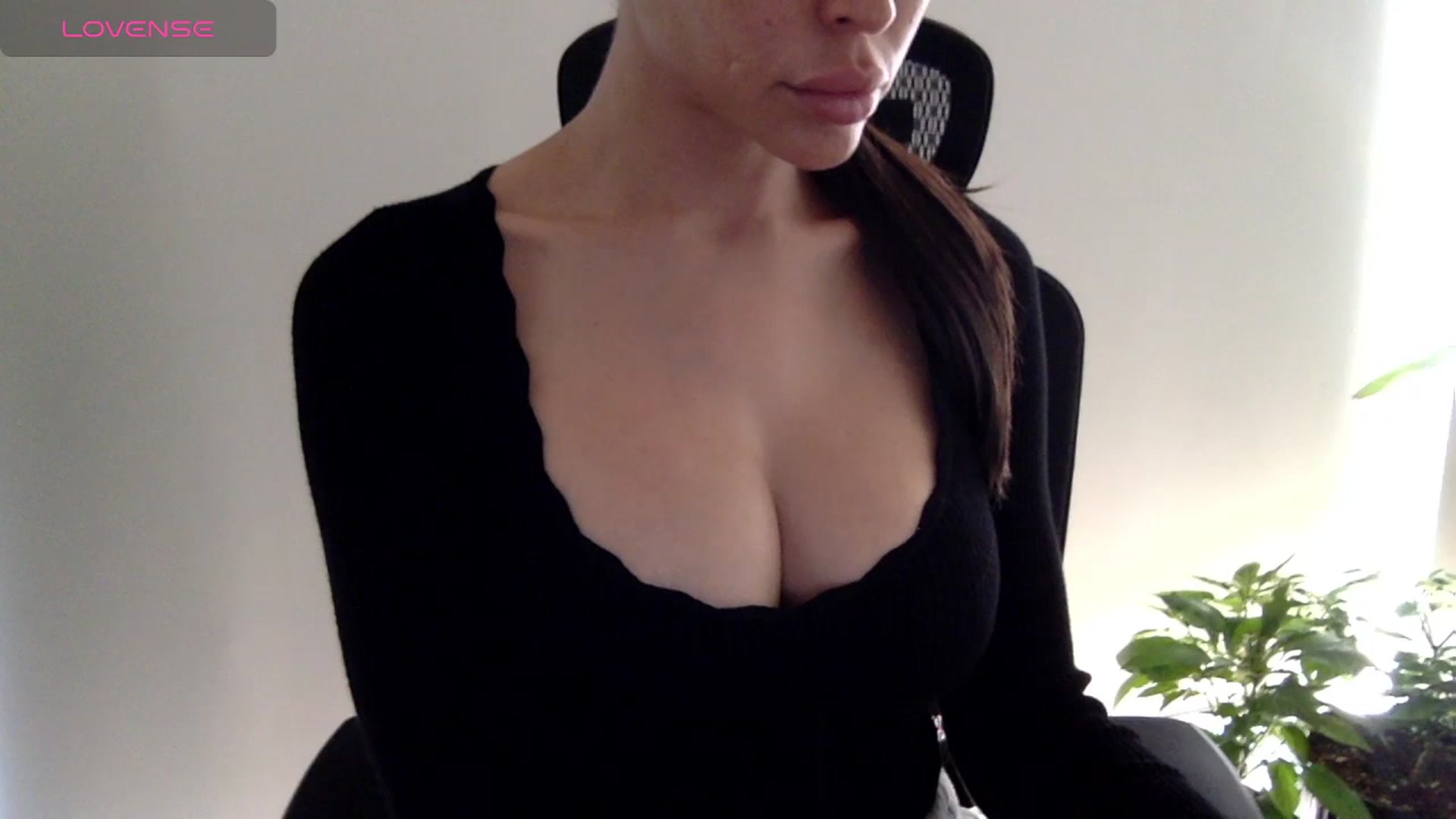 Gallery image thumbnail from sofiaelle's myfreecams stream on, 09/27/2023, 14:00 image 5 of 20