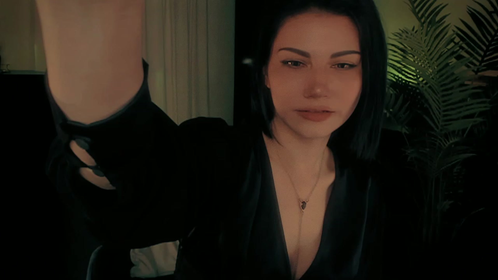 Gallery image thumbnail from sofiasboudoir's myfreecams stream on, 02/13/2023, 04:41 image 10 of 20