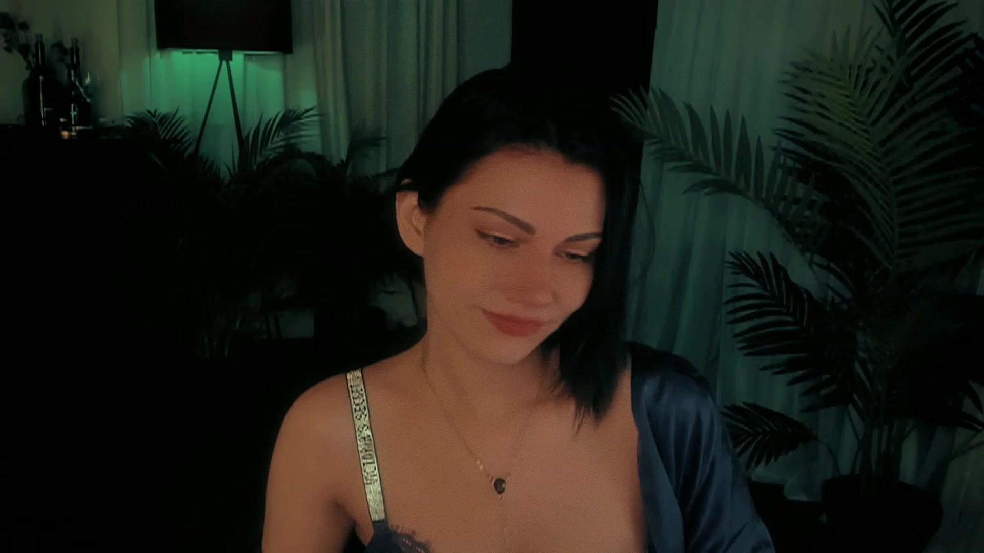 Gallery image thumbnail from sofiasboudoir's myfreecams stream on, 02/15/2023, 07:42 image 7 of 20