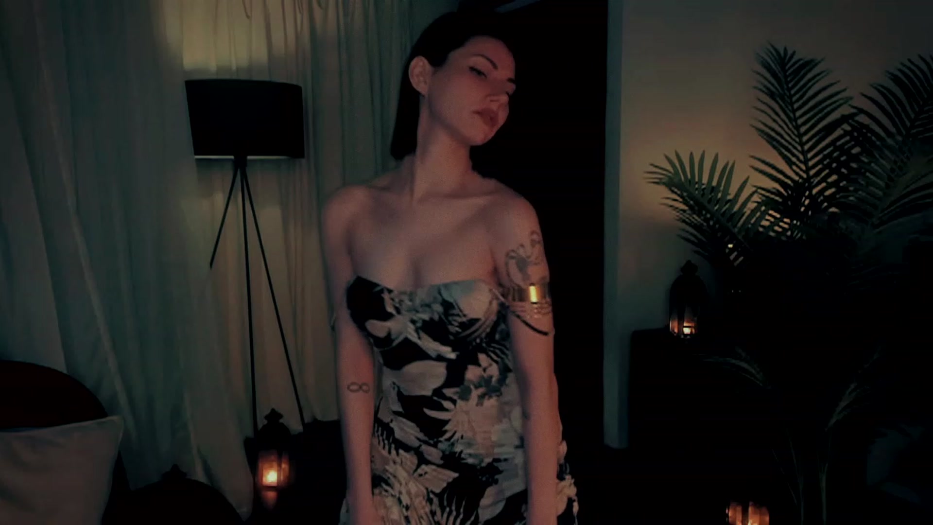 Gallery image thumbnail from sofiasboudoir's myfreecams stream on, 02/17/2023, 07:08 image 4 of 20