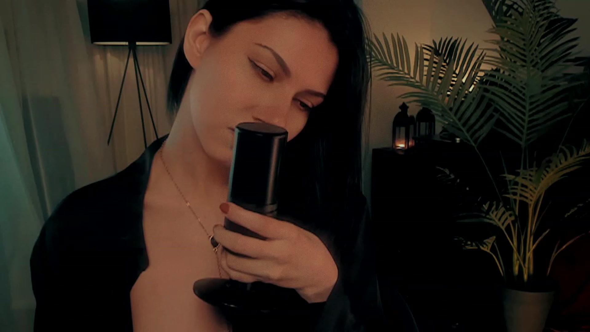 Gallery image thumbnail from sofiasboudoir's myfreecams stream on, 02/19/2023, 07:47 image 13 of 20