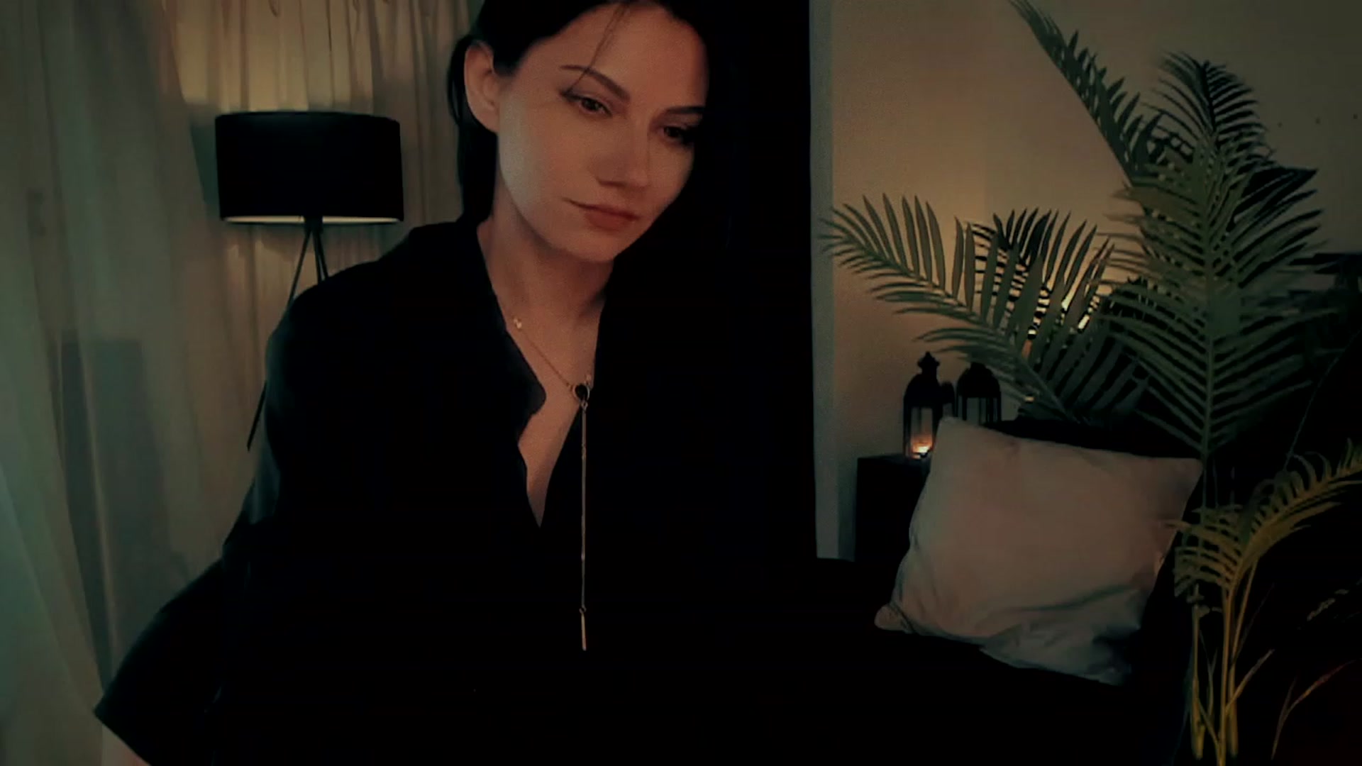 Gallery image thumbnail from sofiasboudoir's myfreecams stream on, 02/19/2023, 07:47 image 14 of 20
