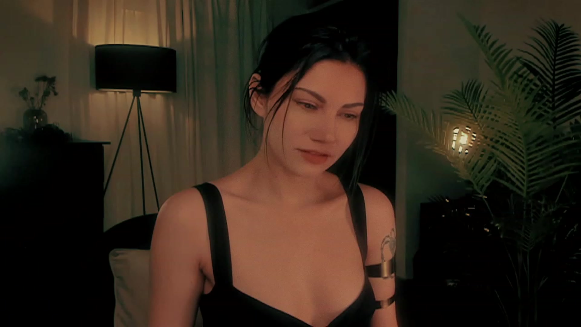 Gallery image thumbnail from sofiasboudoir's myfreecams stream on, 02/24/2023, 04:45 image 12 of 20