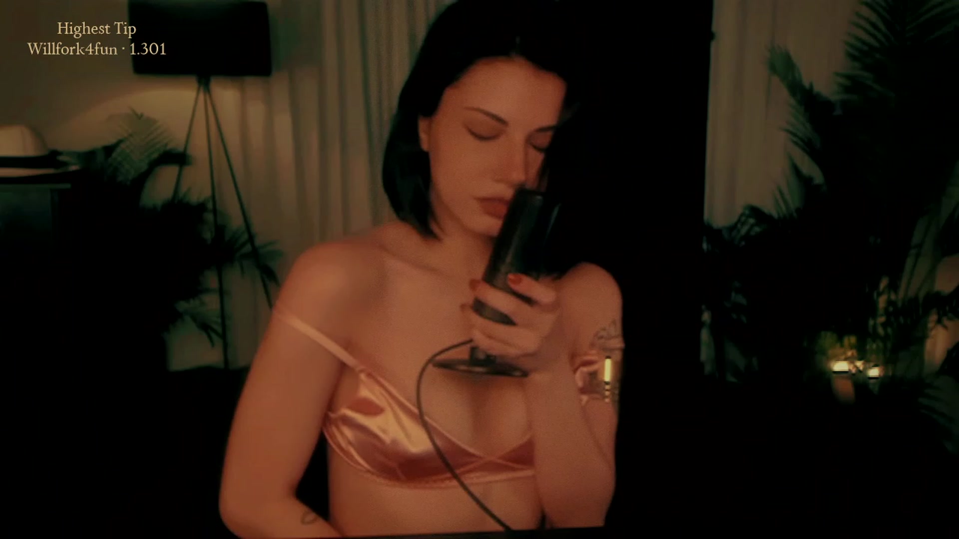 Gallery image thumbnail from sofiasboudoir's myfreecams stream on, 03/04/2023, 06:43 image 14 of 20