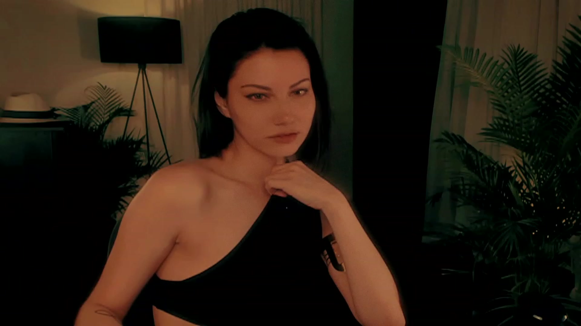 Gallery image thumbnail from sofiasboudoir's myfreecams stream on, 03/05/2023, 06:42 image 6 of 20