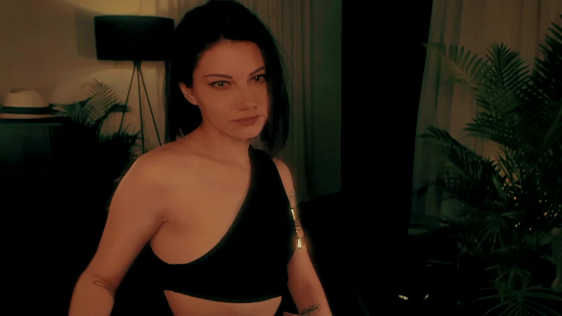Gallery image thumbnail from sofiasboudoir's myfreecams stream on, 03/05/2023, 06:42 image 5 of 20