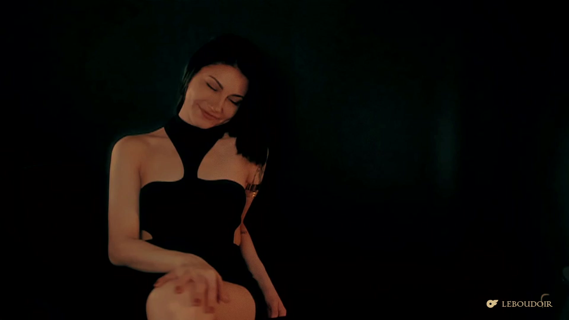 Gallery image thumbnail from sofiasboudoir's myfreecams stream on, 03/09/2023, 05:01 image 6 of 20