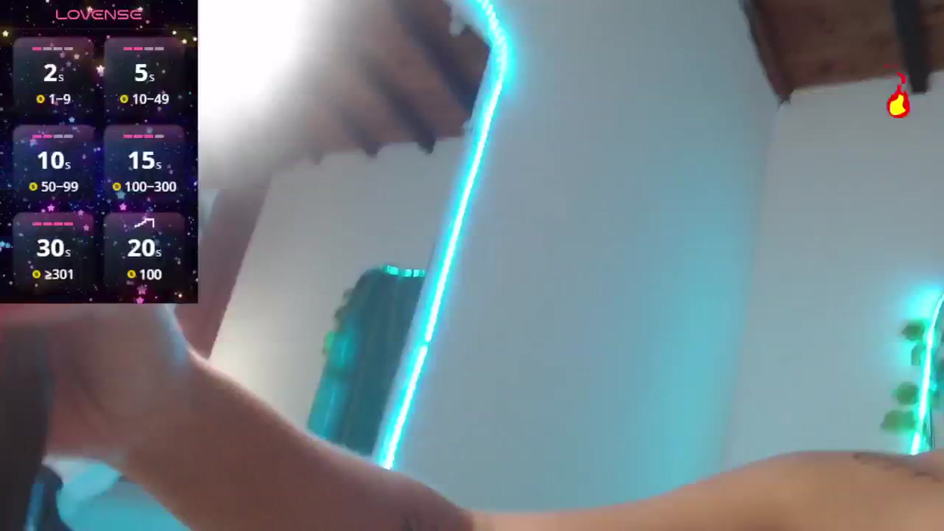Gallery image thumbnail from sommerray_99's myfreecams stream on, 10/18/2024, 01:58 image 8 of 20