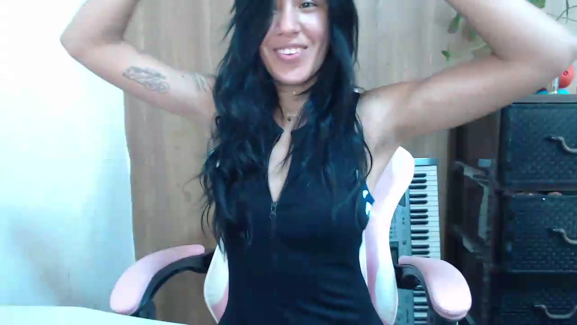 Gallery image thumbnail from soniaMars's myfreecams stream on, 06/05/2026, 13:58 image 2 of 20
