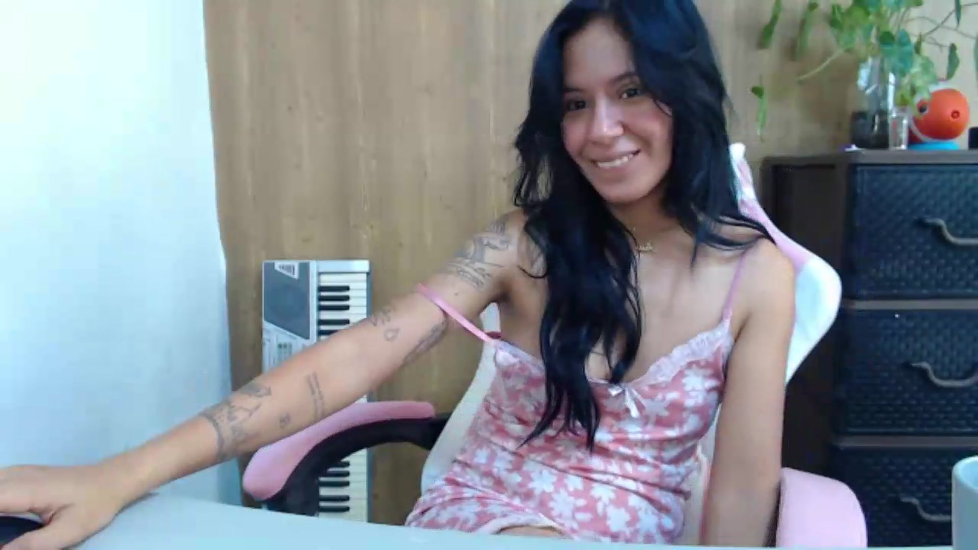Gallery image thumbnail from soniaMars's myfreecams stream on, 06/06/2026, 15:47 image 20 of 20