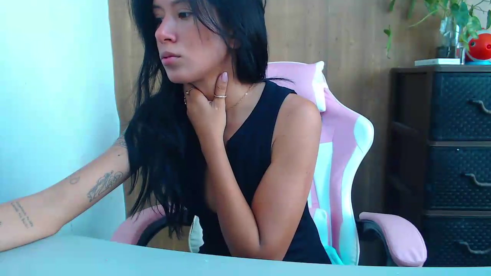 Gallery image thumbnail from soniaMars's myfreecams stream on, 06/09/2026, 14:46 image 2 of 20