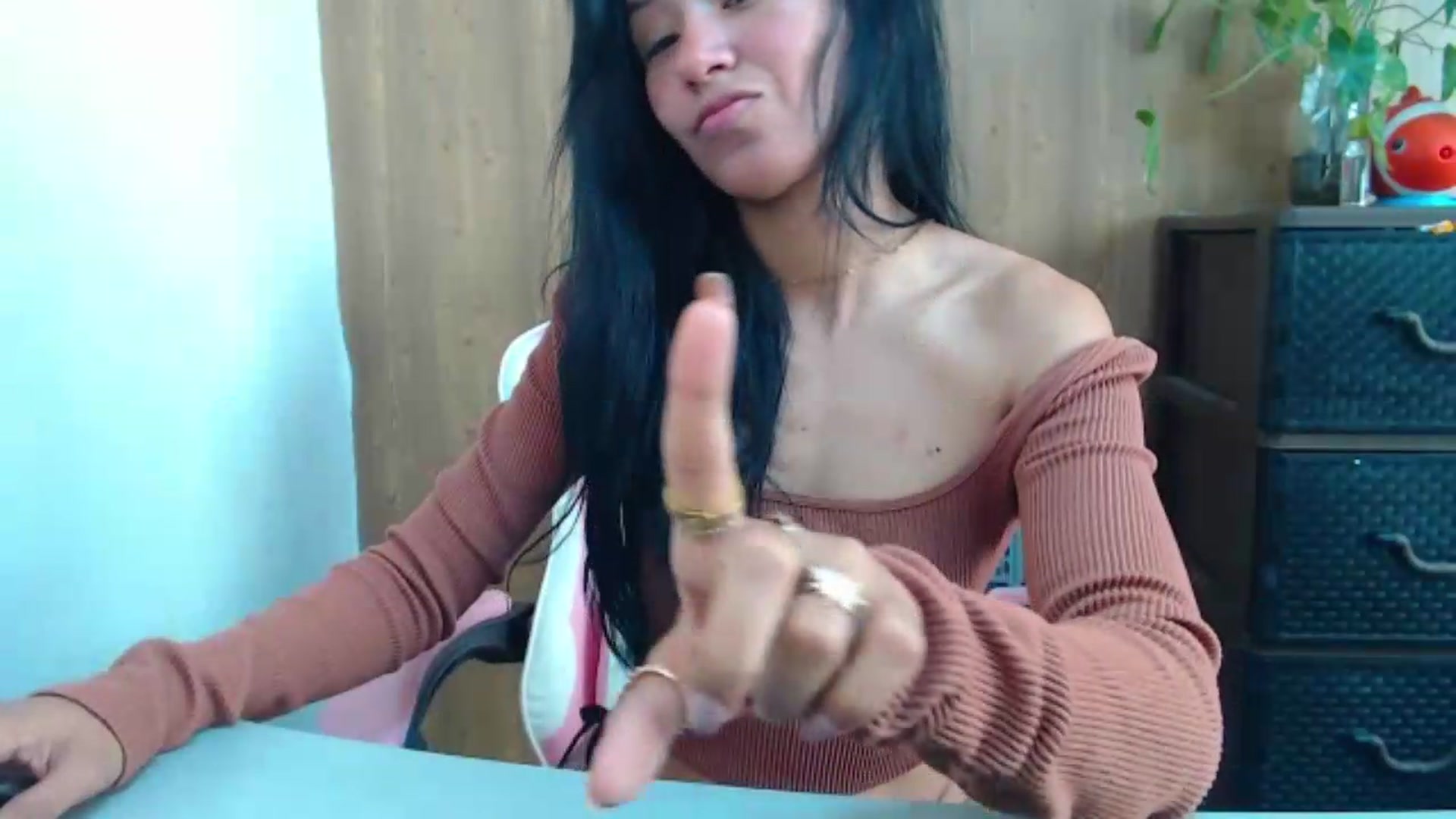 Gallery image thumbnail from soniaMars's myfreecams stream on, 06/10/2026, 14:10 image 13 of 20