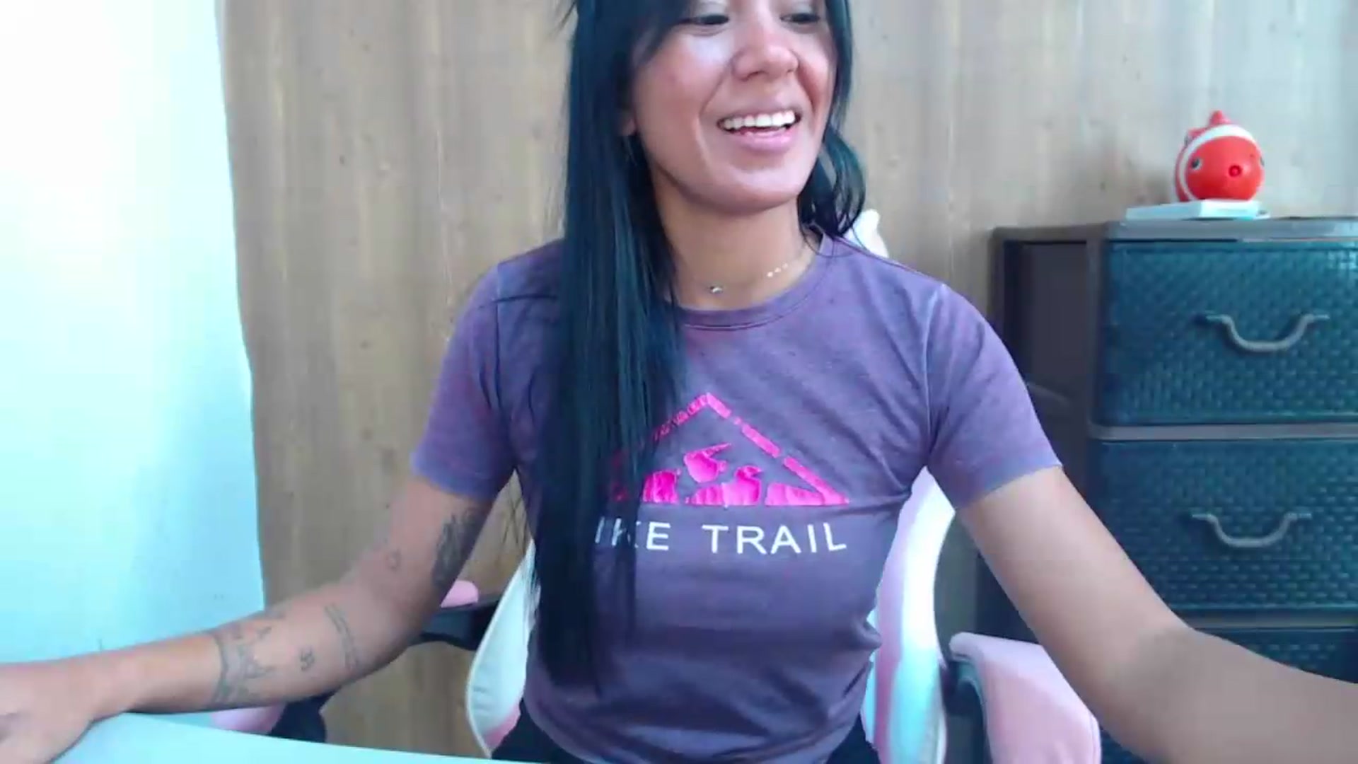 Gallery image thumbnail from soniaMars's myfreecams stream on, 06/21/2026, 17:19 image 7 of 20