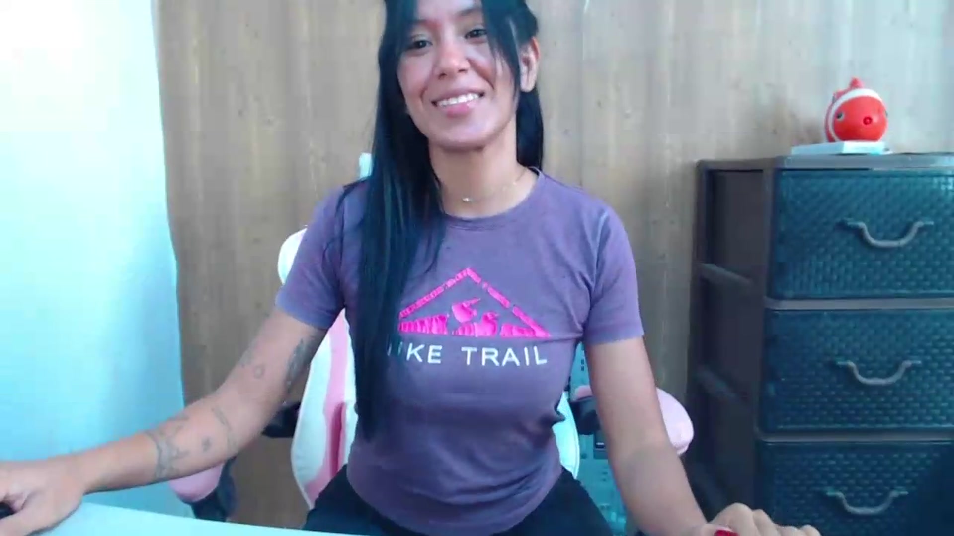 Gallery image thumbnail from soniaMars's myfreecams stream on, 06/21/2026, 17:19 image 9 of 20
